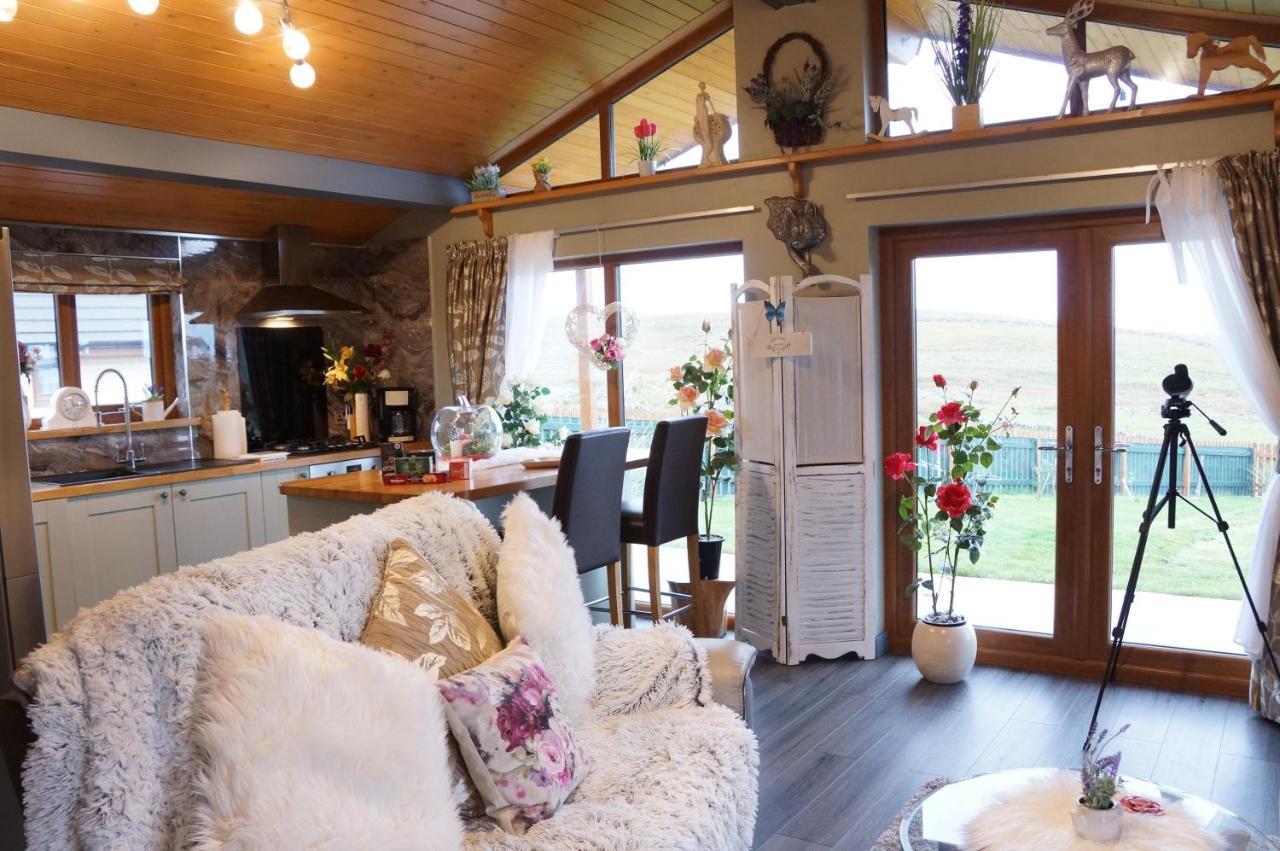 West Horizon Holiday Cottage Лохинвер Екстериор снимка